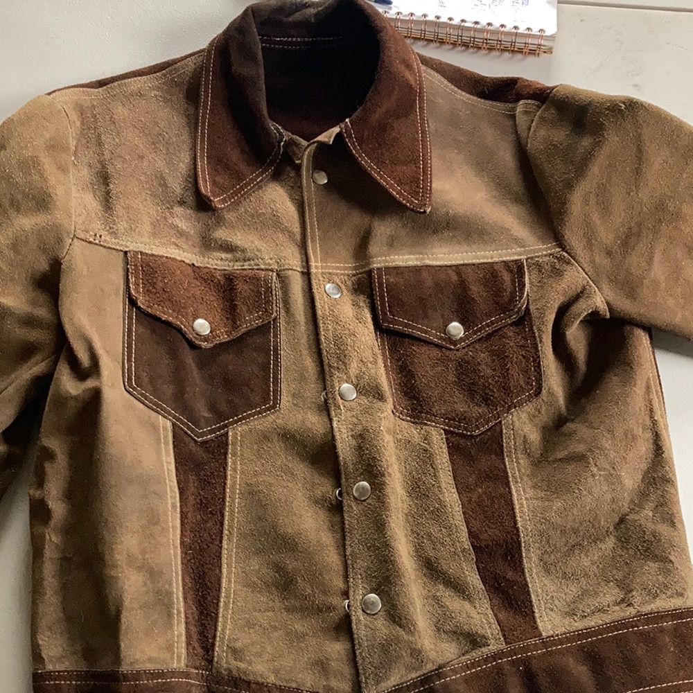 Vintage 1970’s leather jacket.